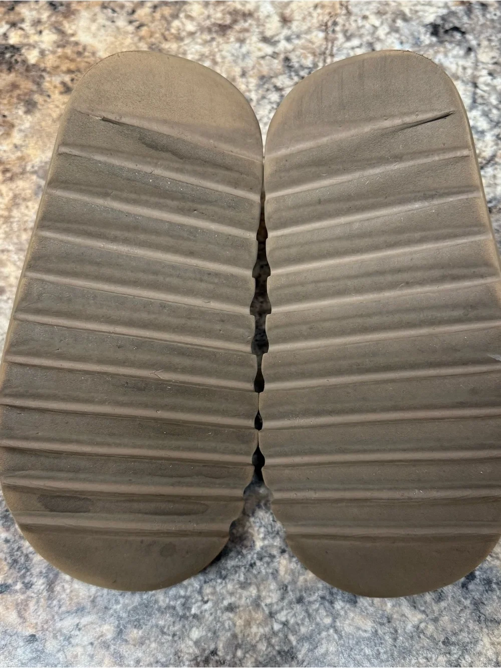 Adidas Yeezy Slide Size 4 Earth Brown